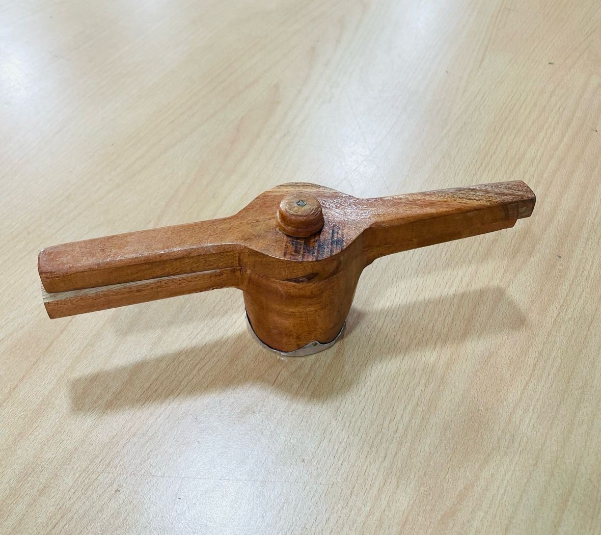 Wooden string hopper maker idiyappam machine kitchen